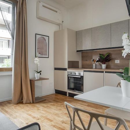 Joivy Chic Studio, Easy Access To Centre Milan Luaran gambar